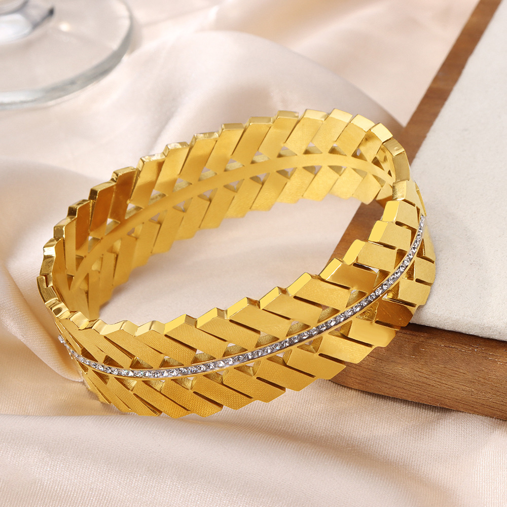 Moonlight Gold Bracelet